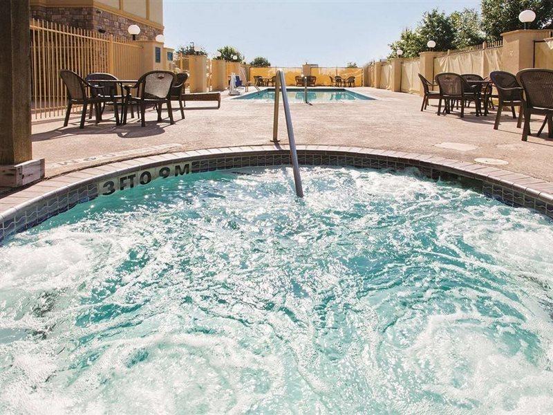 La Quinta Inn And Suites By Wyndham - Schertz Eksteriør bilde