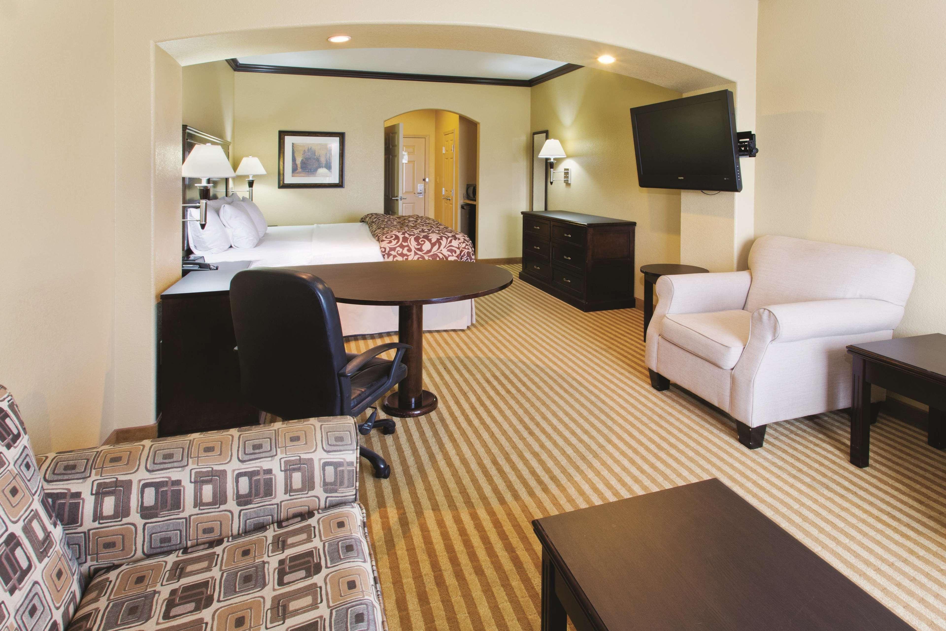 La Quinta Inn And Suites By Wyndham - Schertz Eksteriør bilde