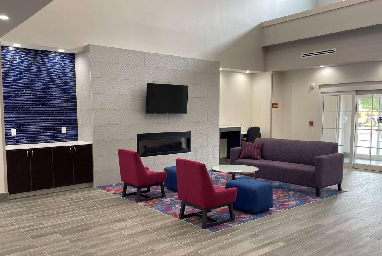 La Quinta Inn And Suites By Wyndham - Schertz Eksteriør bilde