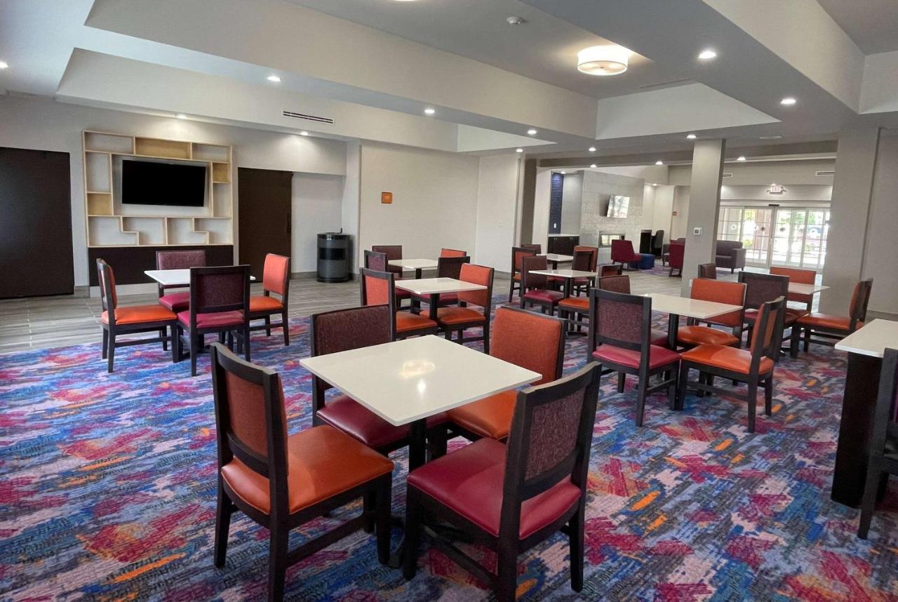 La Quinta Inn And Suites By Wyndham - Schertz Eksteriør bilde